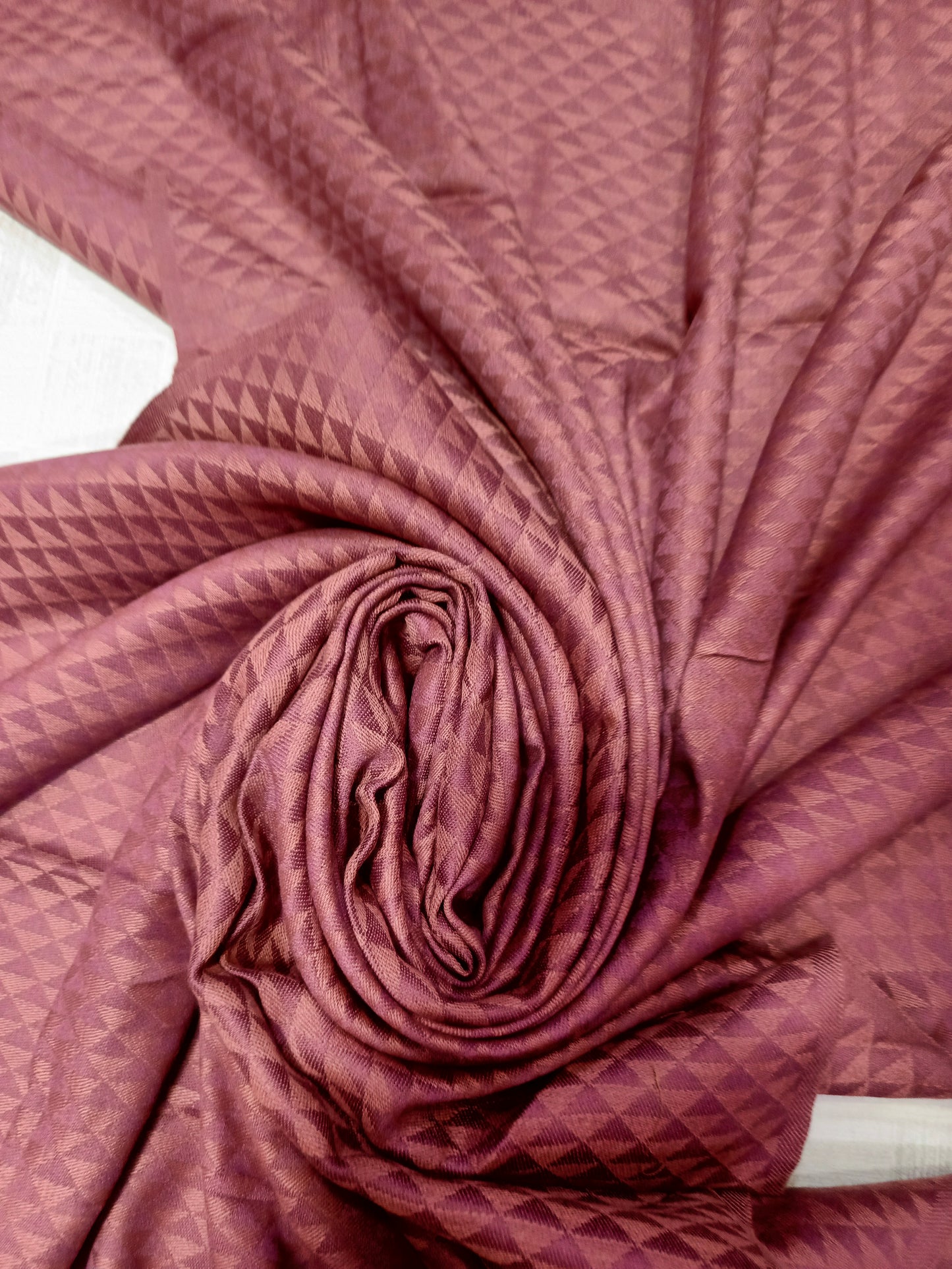 PREMIUM QUALITY PERPAL ALL OVER SELF  WITH MULTI BORDERERD WOVEN PASHMINA SHAWL